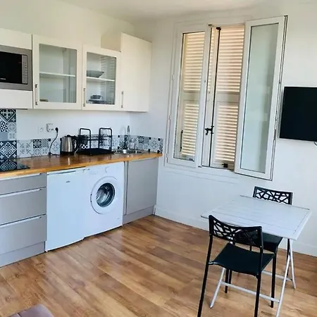 Studio Vue Mer Au Calme Proche Des Plages Apartment Nice